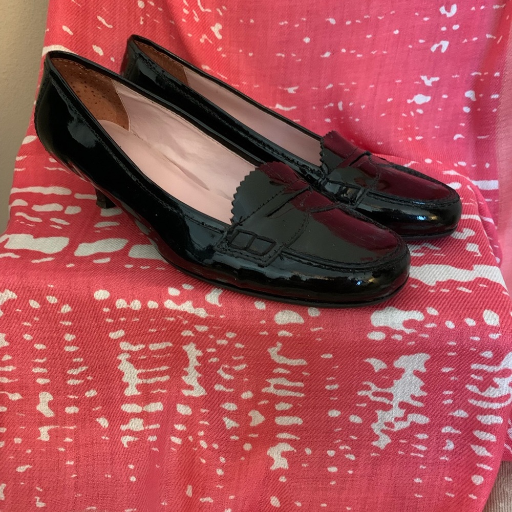 NWOT BLACK PATENT PUMP